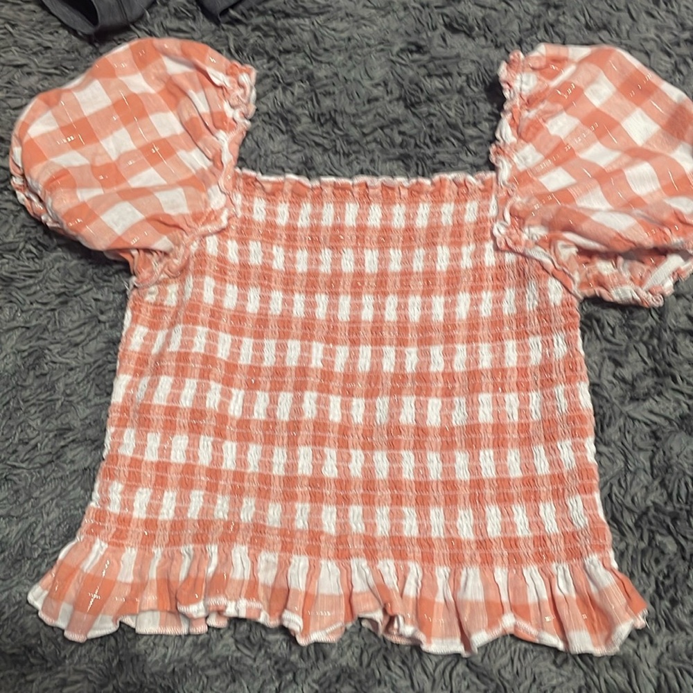 pink and white crop top